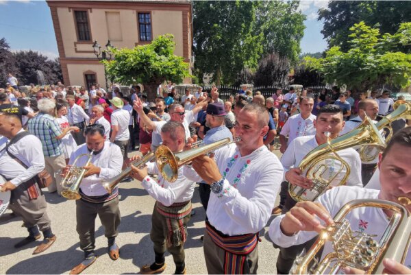 Trubači Mladenovac